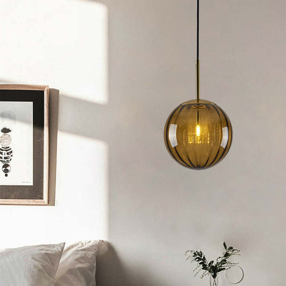 Lampa wisząca Elsyn, szklana kula, nowoczesna