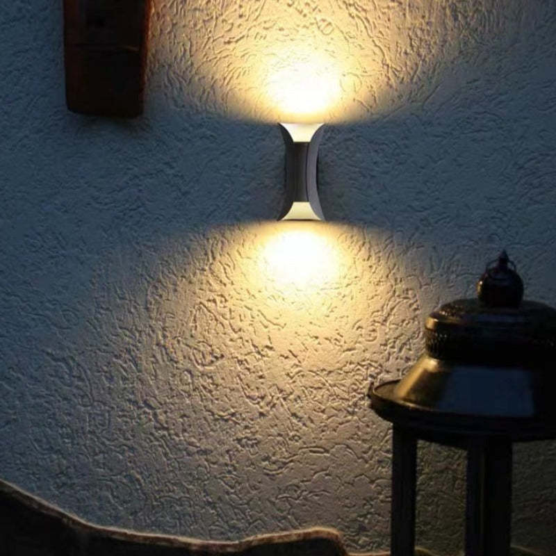 Kinkiet Calyxor Zakrzywiony Zewnętrzny LED