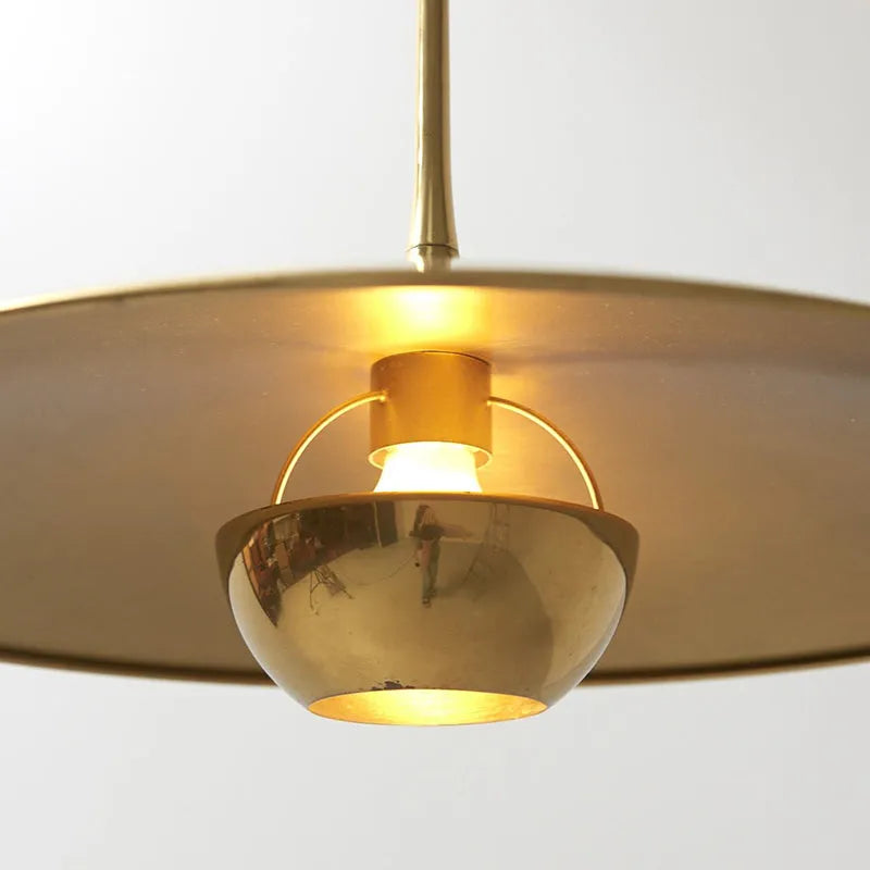 Minimalistyczna lampa wisząca Kiren, złota