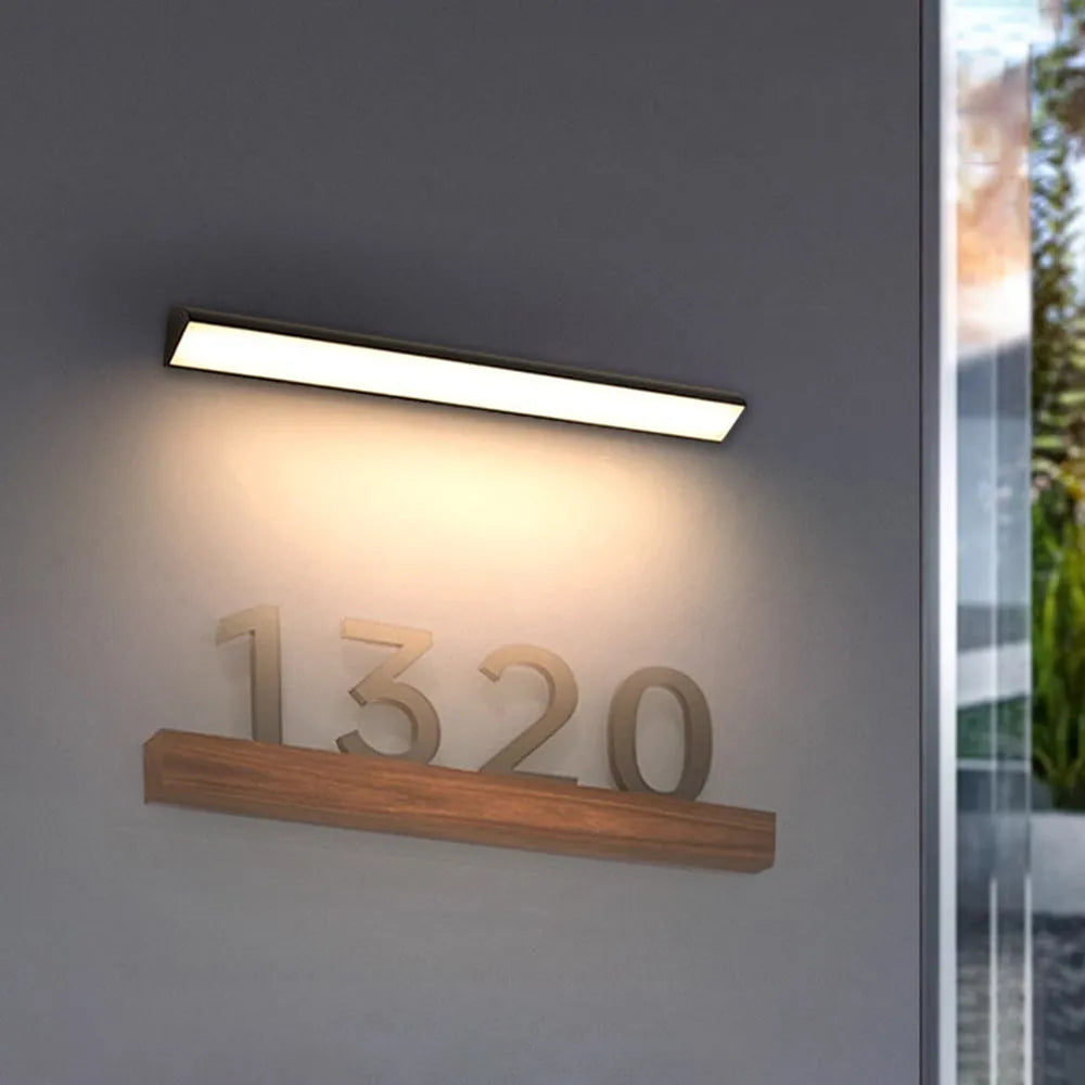 Zewnętrzna lampa ścienna Lumith wodoodporna