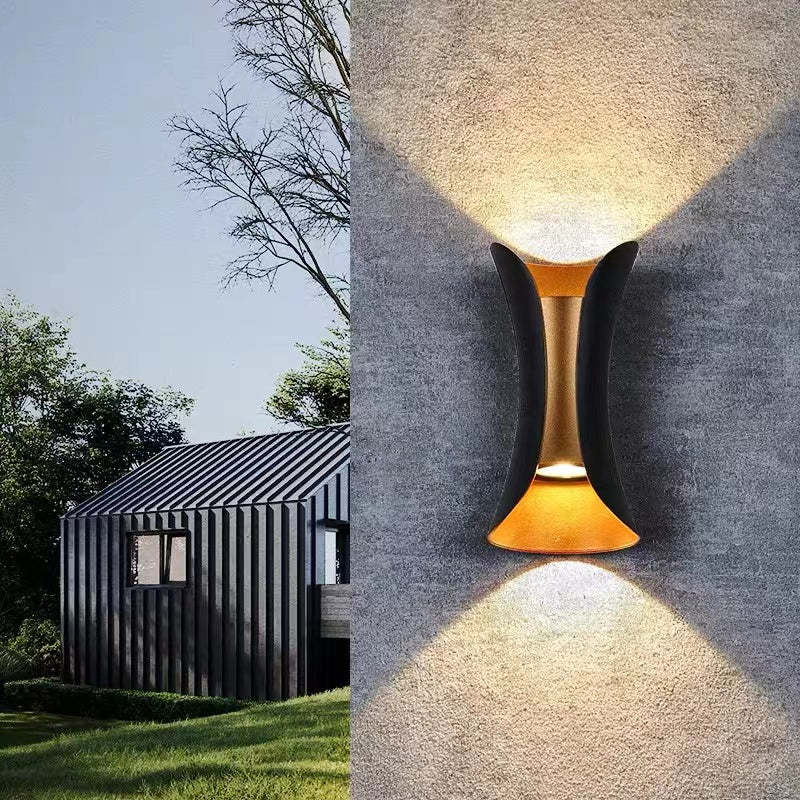 Kinkiet Calyxor Zakrzywiony Zewnętrzny LED