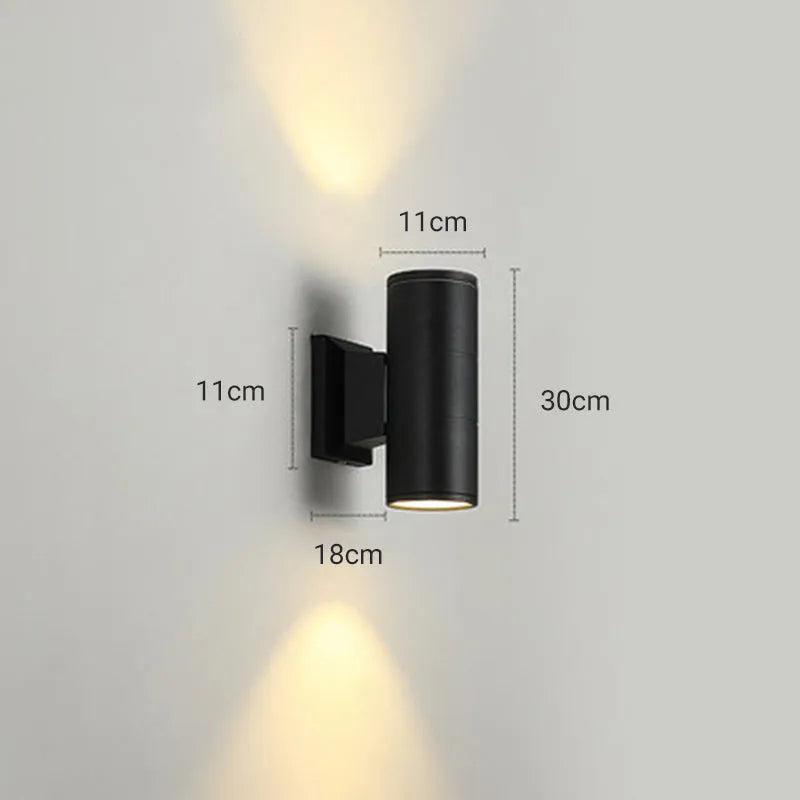 Lampa ścienna Kirema minimalistyczna, dwugłowicowa, zewnętrzna